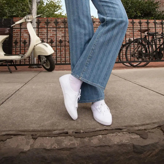 Champion Point Low Canvas Lace Up